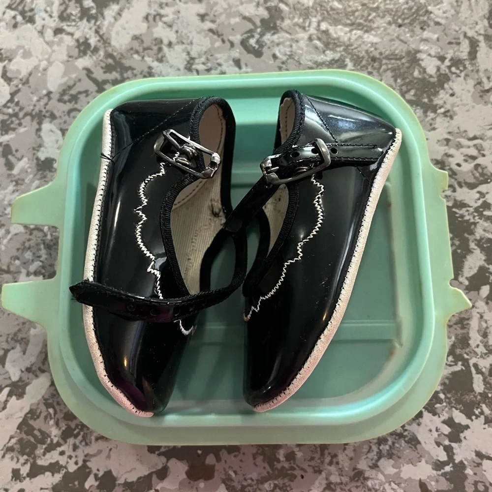 1960’s Tiny-T Vintage Baby Shoes